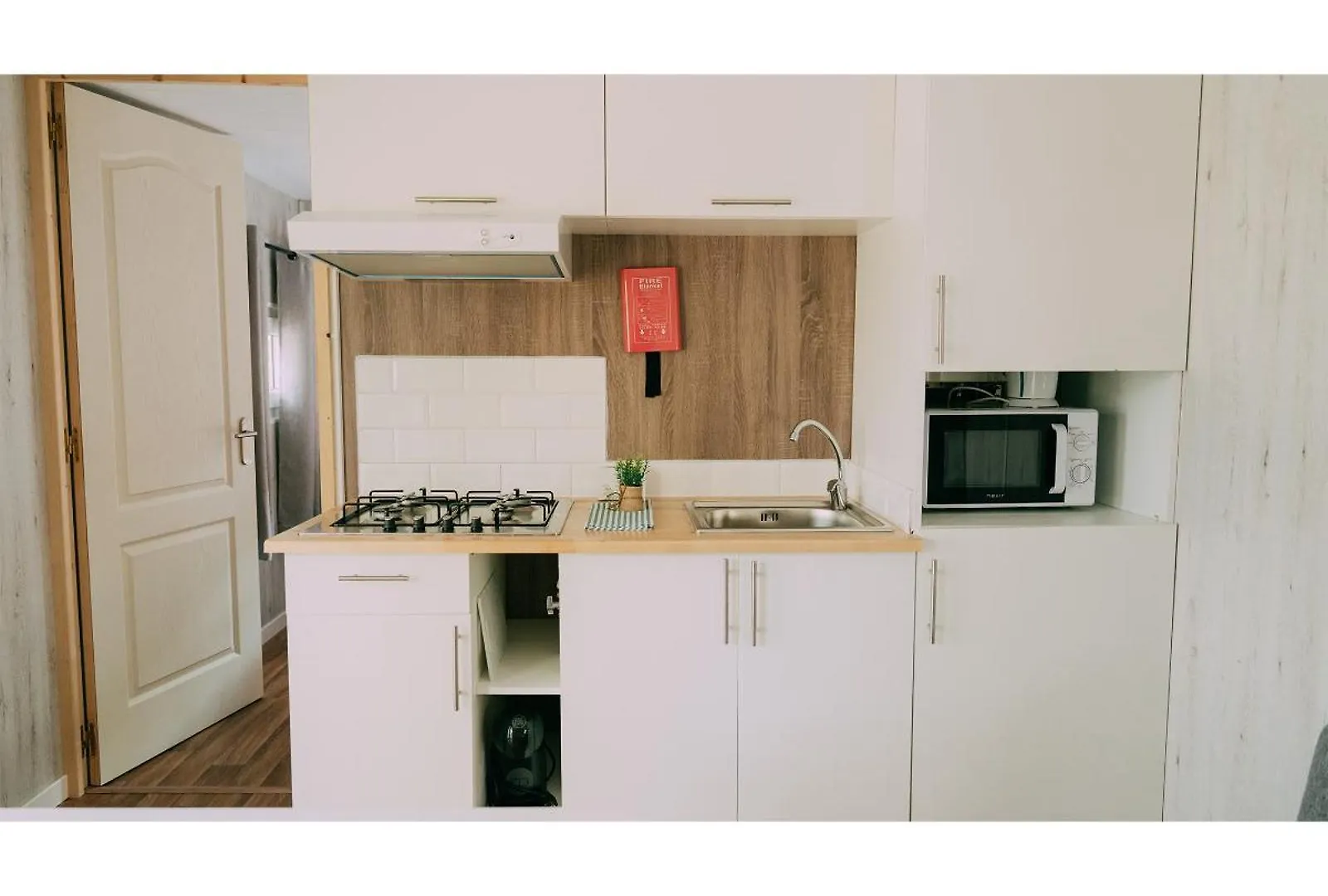 Camping Santa Elena يوريت دي مار